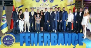 birlesik-fenerbahcelilerden-ankarada-muhtesem-kutlama-xXXZgVwq.webp