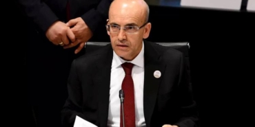 hazine-ve-maliye-bakani-mehmet-simsek-gelir-beyanlarini-ve-kayit-disiligi-artiran-onlemleri-acikladi-v3qgTLEP.jpg