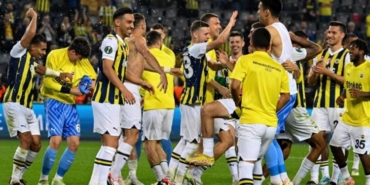 fenerbahcenin-ilk-11i-netlesti-benficada-kerem-akturkoglu-da-sahada-QHQwfpUX.jpg