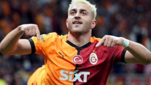 galatasaray-yuzde-yuz-niyetli-baris-alper-yilmaz-aslina-bakilirsa-oyuncularla-temas-koruyacak-DjbzF4eg.jpg