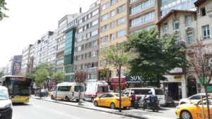 istanbulda-ofis-ve-perakende-kiralarinda-yeni-rekorlar-kiriliyor-gY4Vf99x.jpg