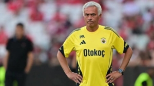 jose-mourinho-brezilyadan-surpriz-bir-teklif-aldi-MvhhpslB.jpg
