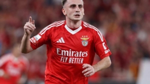 kerem-akturkoglu-benfica-macerasina-veda-etti-saha-anilari-ve-tesekkurler-lUZSn9W3.jpg