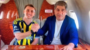 kerem-akturkoglu-benfica-transferinde-prensipte-anlasmaya-varildi-GeKbbwry.jpg