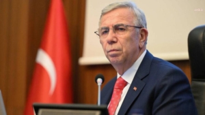 mansur-yavastan-akp-ile-gorusuyor-iddiasina-sert-yanit-ciddiye-alinacak-bir-sey-yok-pHgPYwYb.jpg