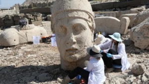 nemrut-dagindaki-dev-heykelleri-nano-teknolojiyle-koruma-31SfIAQA.jpg