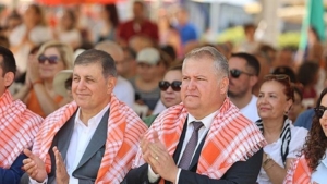 urlanin-2600-yillik-bag-bozumu-senligi-geleneksel-kutlamalarla-basladi-NjDKQLt2.jpg