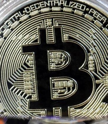 bitcoin-fiyatlari-haftaya-dususle-basladi-abd-hisselerindeki-satislar-ve-yatirimci-duyarliligi-baskin-Cu3ZdZX9.jpg