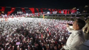 chp-istanbul-il-baskani-ve-yonetimi-gorevden-alindi-yeni-yonetim-ve-miting-detaylari-YWfvYAQn.jpg