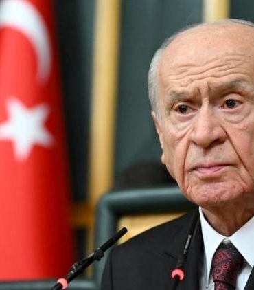 bahceli-esrar-perdesi-aydinlanacak-ve-ucak-kazasinin-gercek-nedenleri-incelenecek-5qVYj5rL.jpg