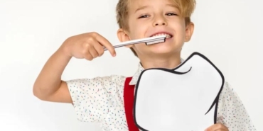cocuklarda-flor-ve-dis-macunu-guvenligi-dogru-secim-icin-altin-kurallar-iQ35aPpa.jpg