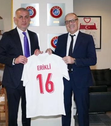 erikli-turkiye-mill-takimlarinin-resmi-tedarik-sponsoru-oldu-imza-toreni-ve-beklenen-hedefler-RB3VphEd.jpg