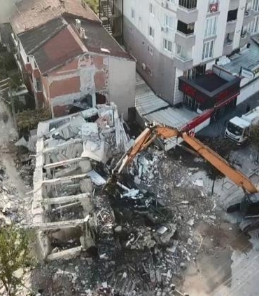 gebzede-coken-7-katli-binanin-nedeni-metro-zeminindeki-bosluklar-miydi-uzmanlar-raporu-paylasiyor-HyMcfnxg.jpg