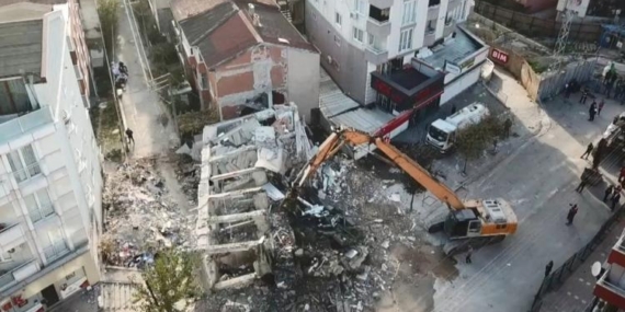 gebzede-coken-7-katli-binanin-nedeni-metro-zeminindeki-bosluklar-miydi-uzmanlar-raporu-paylasiyor-HyMcfnxg.jpg