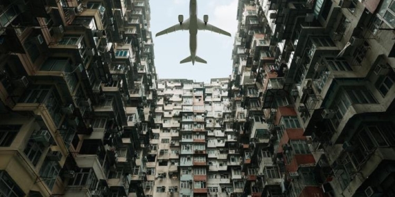 kai-tak-47-derecelik-tehlikeli-donus-ve-sehir-icindeki-pistin-ardindan-gelen-degisim-5q78qkQJ.jpg