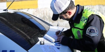 kis-lastigi-zorunlulugu-ve-denetimler-bolgelerde-trafik-guvenligi-icin-onlemler-pqYHugLU.jpg