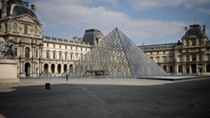 louvre-soygunu-adi-suclularin-eseri-88-milyon-euro-degerinde-mucevherler-calindi-FEVcZa84.jpg