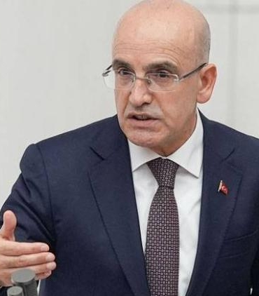simsek-2026-vergi-ve-harc-guncellemeleri-enflasyon-hedefleri-dikkate-alinarak-yeniden-degerlenebilir-zOkpeBZX.jpg