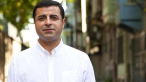 tahliye-iddiasi-gundemde-selahattin-demirtas-icin-yeni-gelismeler-ve-dikkat-ceken-paylasim-BycRzHgl.jpg