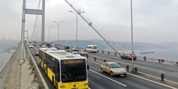 ukome-karariyla-metrobusler-fsm-koprusu-uzerinden-gecis-yapacak-ozel-gunlerde-kopru-trafigine-alternatif-rota-jNyYqkKr.jpg