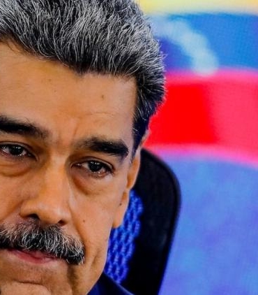 venezuela-gerilimi-abd-ucak-gemileri-ve-maduroya-karsi-50-milyon-dolarlik-odul-haberleri-birbiriyle-ADCWluru.jpg