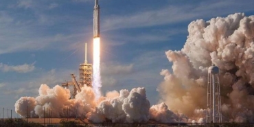 gelecegin-uzay-tasimaciligi-en-guclu-roketler-ve-planlanan-dev-projeler-1lPcUyPZ.jpg