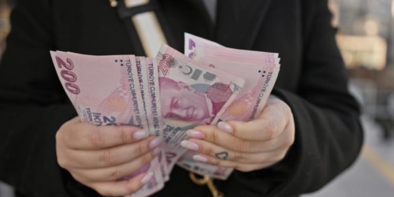 hsbc-raporu-turkiyede-yeni-yil-icin-asgari-ucret-artisi-ve-2026-enflasyon-tahmini-PsuZ2hg5.jpg