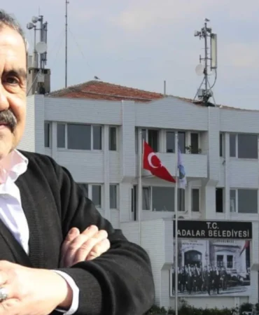 Adalar Belediyesi Meclisi Başkanvekilliği Seçimini AKP Adayı Kemal Türkyılmaz Kazandı