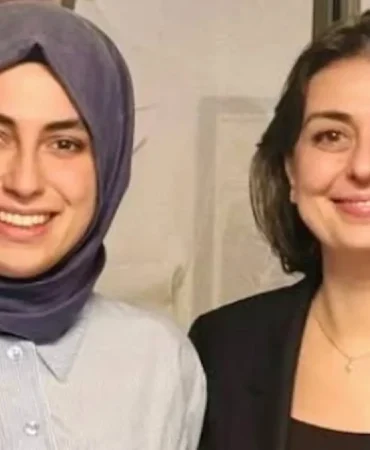 İBB Meclis Üyesi Amine Cansu Çelik CHP’den İstifa Etti