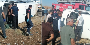 Adıyaman'ın Samsat İlçesinde Minibüsün Devrilmesi Sonucu 12 Kişi Yaralandı