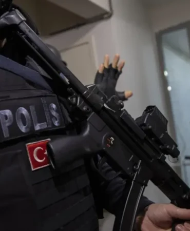 Tokat Merkezli Silah Kaçakçılığı Operasyonunda 29 Şüpheli Yakalandı