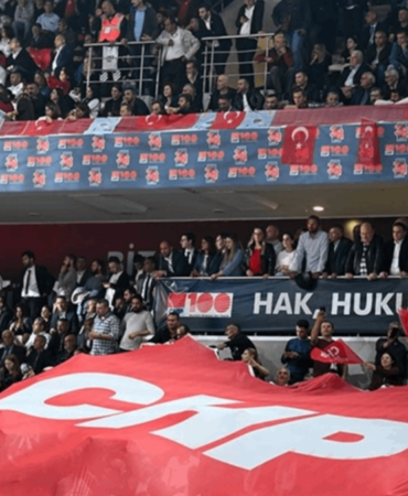 Muratpaşa Belediye Başkanı Ümit Uysal CHP Genel Başkanlığına Aday Olacağını Açıkladı