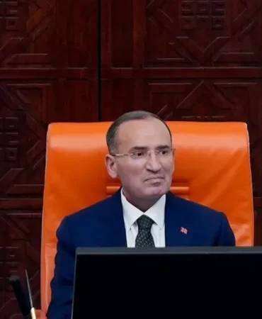TBMM Başkanvekili Bekir Bozdağ Sağlık Sorunları Nedeniyle Görevinden İstifa Etti