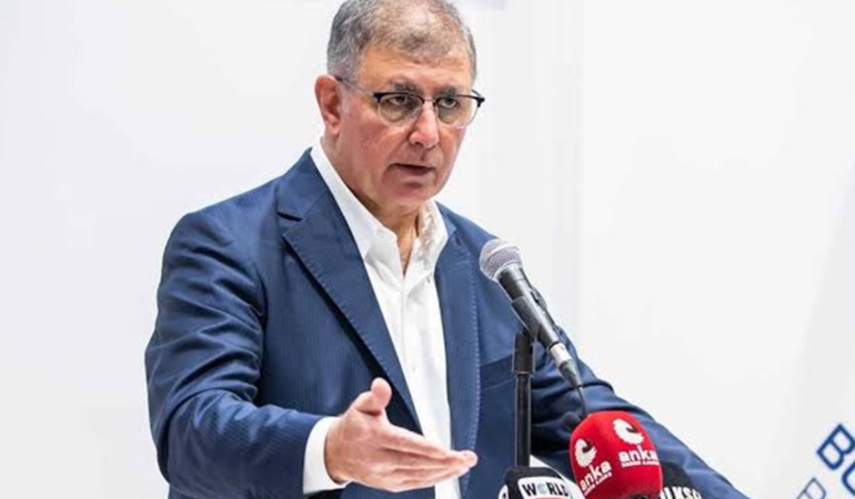 Saygı Öztürk Cemil Tugay ile Geçmişteki Parti Değiştirme İddiaları Görüşmesini Anlattı