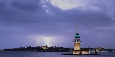 AKOM'dan İstanbul İçin Kuvvetli Fırtına ve Sağanak Uyarısı