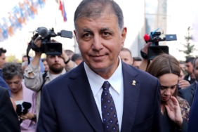 İzmir Büyükşehir Belediye Başkanı Cemil Tugay Tehdit İddialarına TRT Yayınında Yanıt Verdi