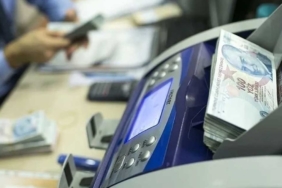 28 Ekim Çarşamba Günü Bankalar ve Kamu Kurumları Saat 13.00'e Kadar Açık Olacak
