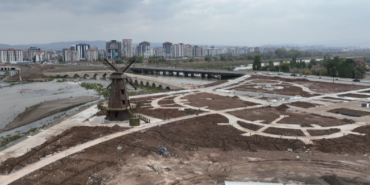 Sivas'ta Kızılırmak Kıyısına Kurulacak Rekreasyon Alanı Dört Etapta Tamamlanacak